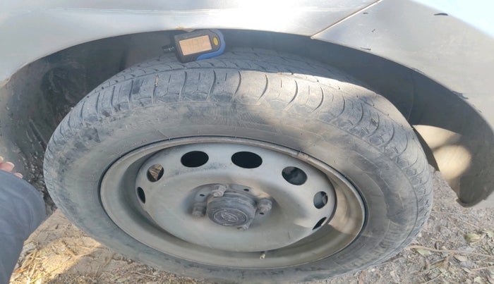 2016 Tata Bolt XE QUADRAJET, Diesel, Manual, 2,19,665 km, tyre