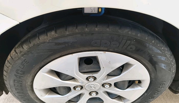 2019 Hyundai Xcent S 1.2, Petrol, Manual, 71,141 km, tyre