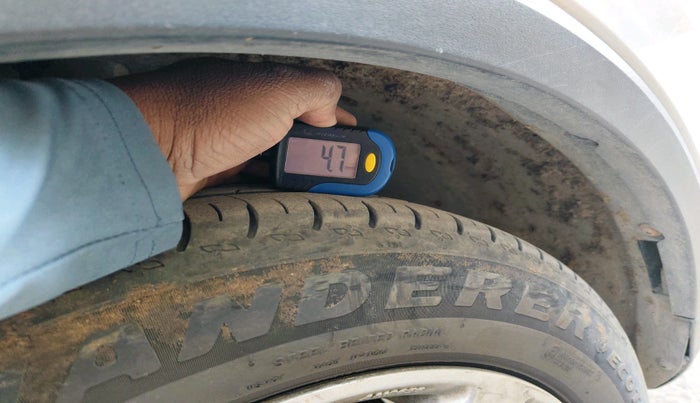 2022 MG ASTOR SMART EX 1.5 MT, Petrol, Manual, 60,273 km, tyre