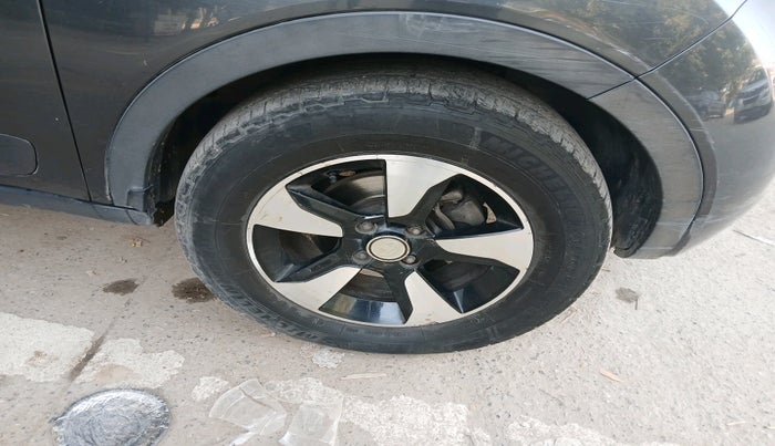 2019 Tata NEXON XZA PLUS DIESEL, Diesel, Automatic, 88,694 km, tyre