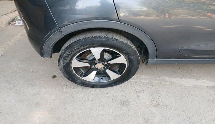 2019 Tata NEXON XZA PLUS DIESEL, Diesel, Automatic, 88,694 km, tyre