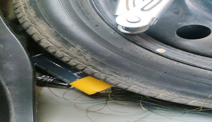 2015 Hyundai Elite i20 SPORTZ 1.2 (O), Petrol, Manual, 76,571 km, tyre