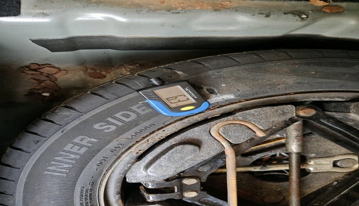 2020 Tata NEXON XM PETROL, Petrol, Manual, 57,499 km, tyre