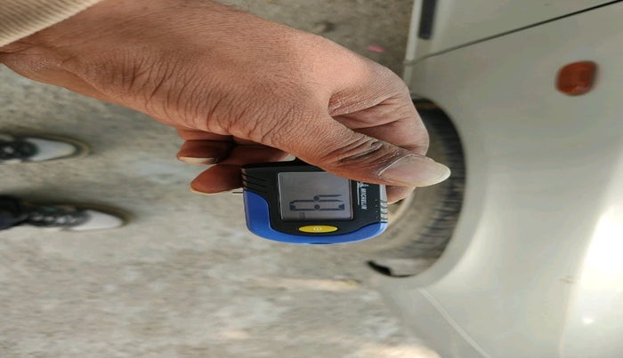 2013 Maruti Alto K10 VXI, Petrol, Manual, 59,698 km, tyre