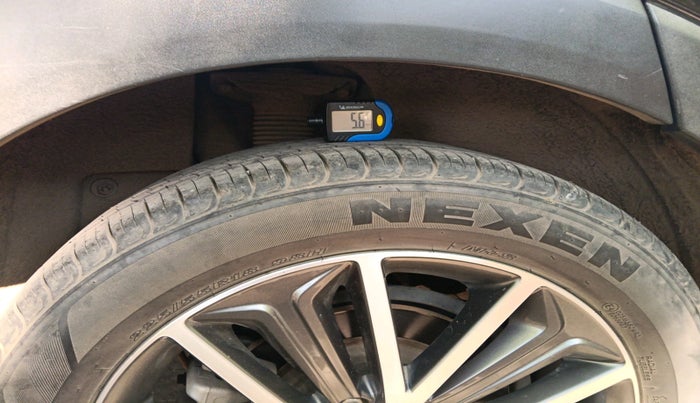 2018 Hyundai Tucson GLS 2WD AT PETROL, Petrol, Automatic, 74,013 km, tyre