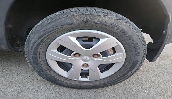 2018 Renault Kwid RXL, Petrol, Manual, 26,775 km, tyre