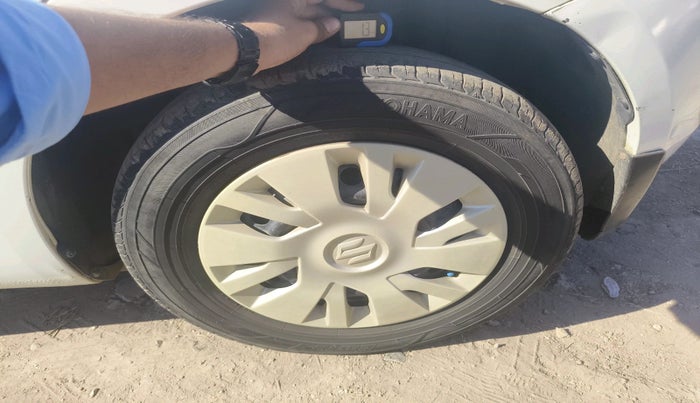 2012 Maruti Swift VDI, Diesel, Manual, 1,30,459 km, tyre