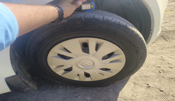 2012 Maruti Swift VDI, Diesel, Manual, 1,30,459 km, tyre