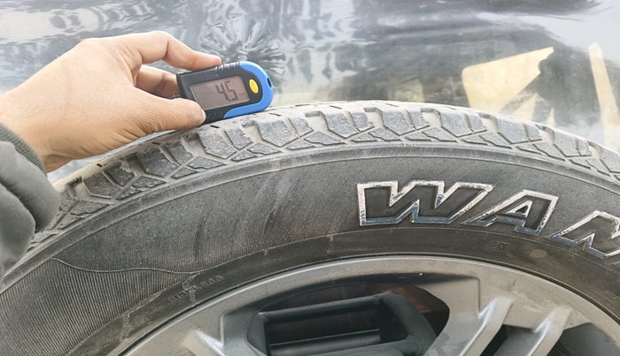 2021 Mahindra Thar LX  P 4WD AT CONVERTIBLE, Petrol, Automatic, 44,126 km, tyre