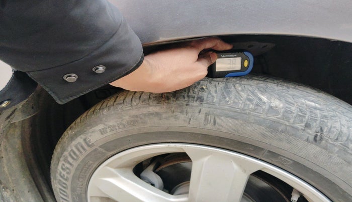 2012 Honda City 1.5L I-VTEC S MT, Petrol, Manual, 1,00,000 km, tyre