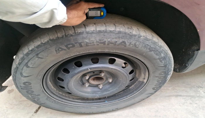 2018 Mahindra MARAZZO M4 7 STR, Diesel, Manual, 1,47,761 km, tyre