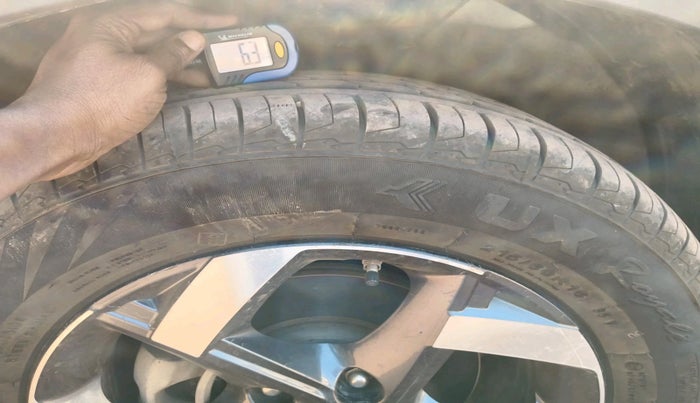 2021 Hyundai VENUE SX 1.5 (O) EXECUTIVE CRDI, Diesel, Manual, 1,26,448 km, tyre