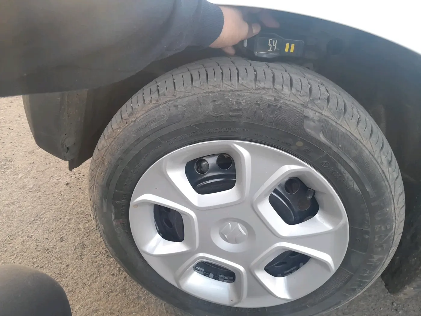 2024 Maruti S PRESSO VXI+, Petrol, Manual, 8,219 km, tyre