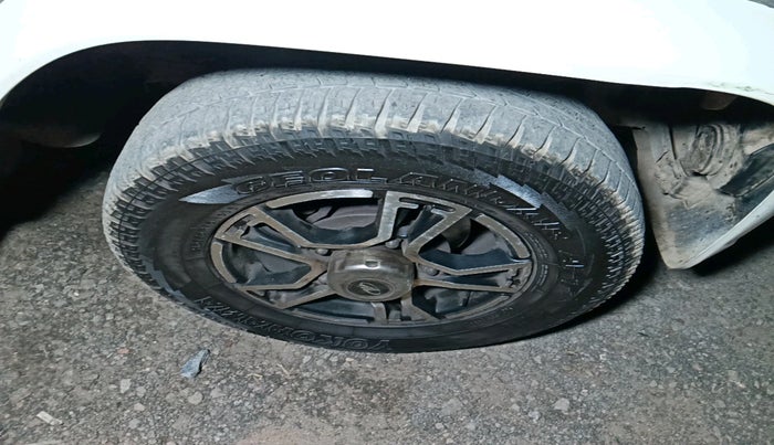 2020 Mahindra Bolero B6 (O), Diesel, Manual, 1,38,905 km, tyre