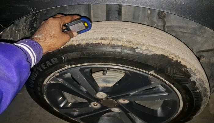 2022 Tata ALTROZ XZA PLUS, Petrol, Automatic, 52,721 km, tyre