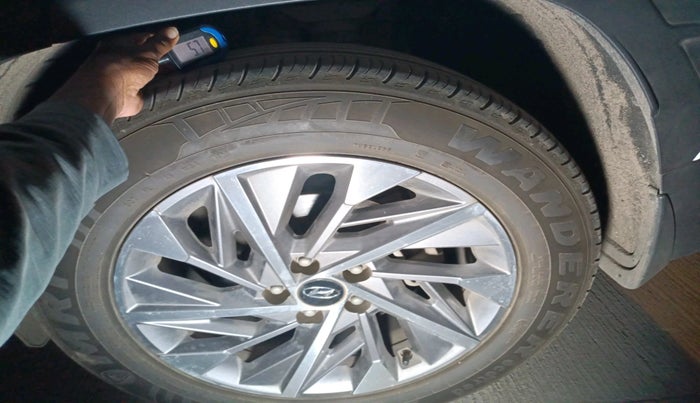 2023 Hyundai Tucson SIGNATURE 2.0 AT PETROL, Petrol, Automatic, 16,177 km, tyre