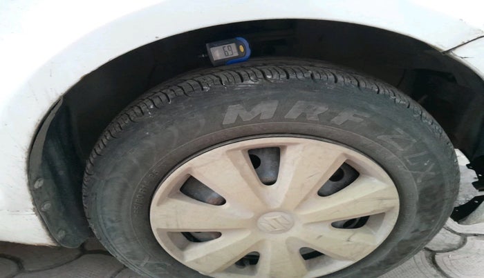 2011 Maruti Swift Dzire VDI, Diesel, Manual, 1,38,328 km, tyre