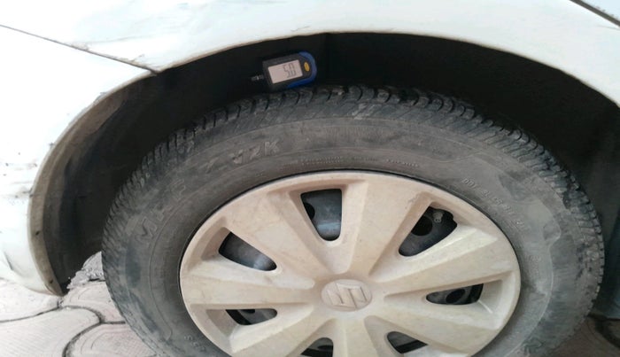 2011 Maruti Swift Dzire VDI, Diesel, Manual, 1,38,328 km, tyre