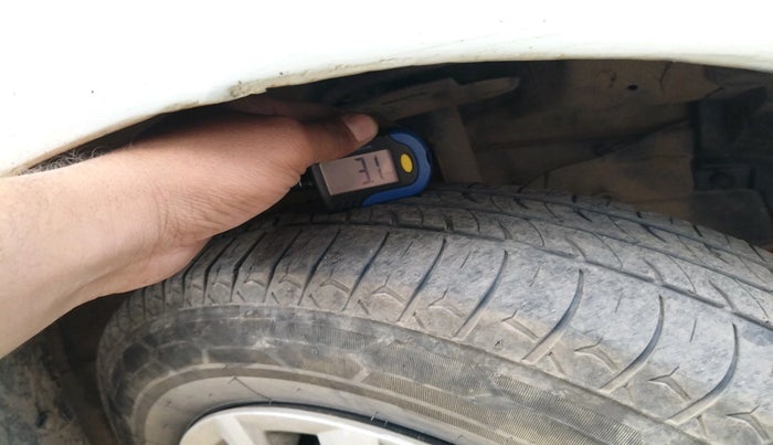 2016 Maruti Swift Dzire VDI, Diesel, Manual, 1,09,908 km, tyre