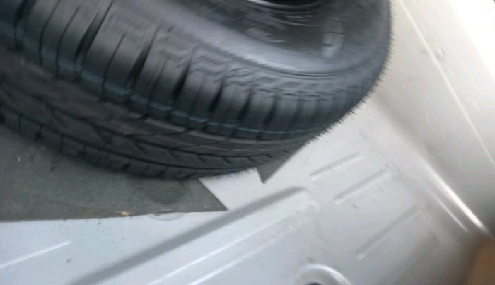 2021 Skoda Rapid STYLE TSI, Petrol, Manual, 44,666 km, tyre