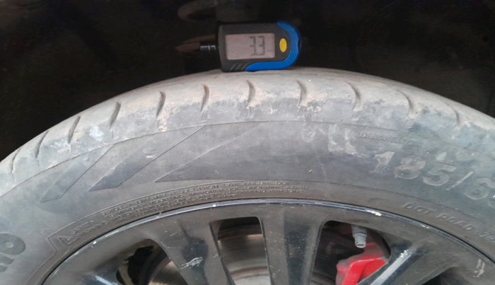 2011 Toyota Etios Liva VX, Petrol, Manual, 81,146 km, tyre