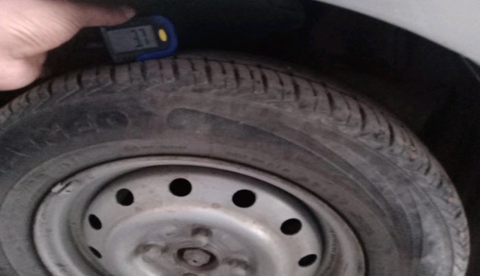 2011 Maruti A Star LXI, Petrol, Manual, 95,886 km, tyre