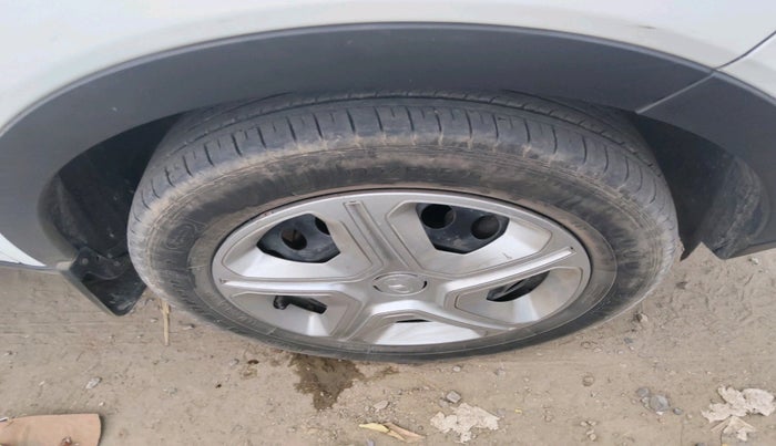 2022 Tata NEXON XMA SUNROOF PETROL, Petrol, Automatic, 39,926 km, tyre