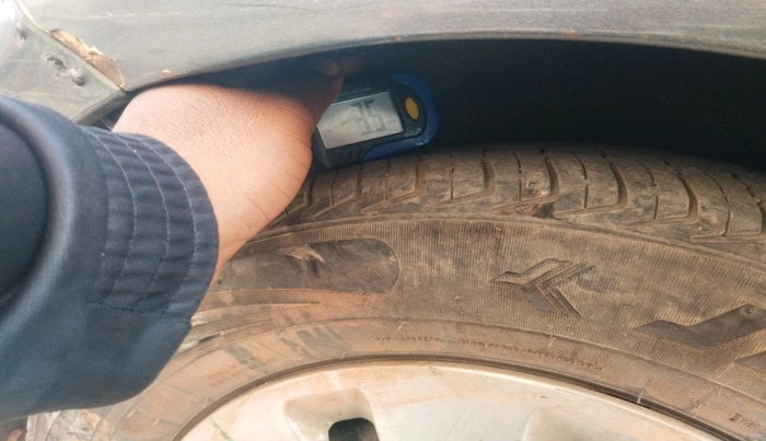 2011 Hyundai i10 MAGNA 1.2, Petrol, Manual, 98,574 km, tyre