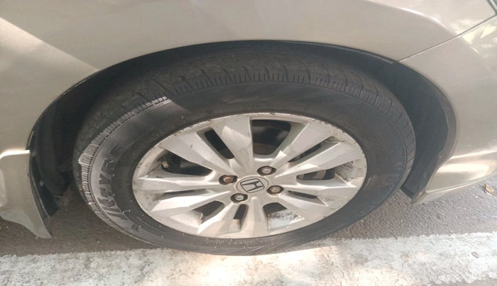 2012 Honda City 1.5L I-VTEC V MT, Petrol, Manual, 2,36,602 km, tyre