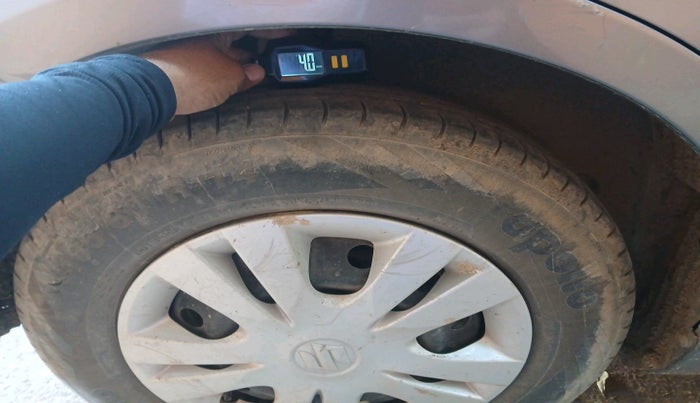 2014 Maruti Swift Dzire VDI, Diesel, Manual, 1,12,760 km, tyre