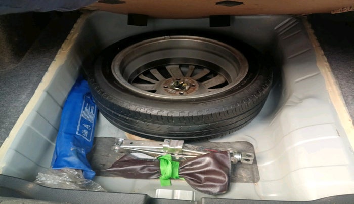 2021 Honda City 1.5L I-VTEC VX CVT, Petrol, Automatic, 43,960 km, tyre