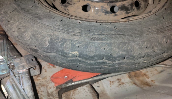 2013 Maruti Alto 800 LXI, Petrol, Manual, 50,698 km, tyre