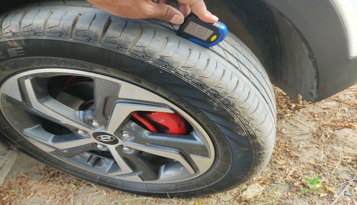 2019 Hyundai Creta E PLUS 1.4 DIESEL, Diesel, Manual, 93,772 km, tyre