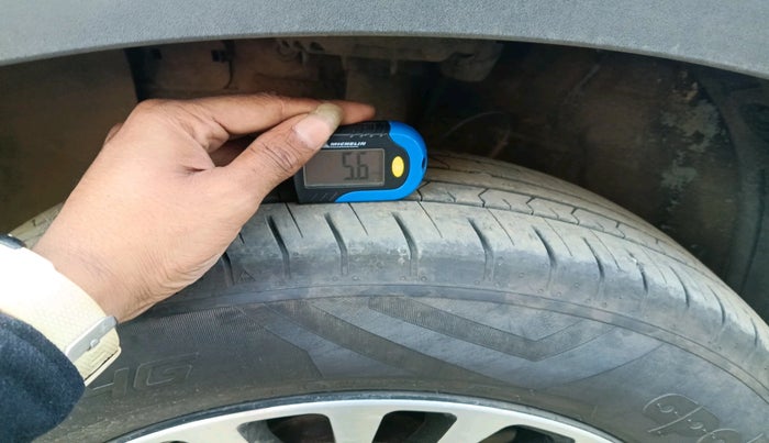 2023 Hyundai VENUE S 1.2, Petrol, Manual, 7,012 km, tyre