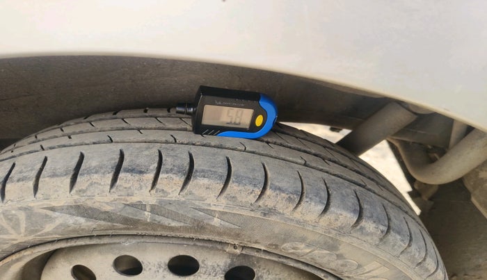 2012 Maruti Wagon R 1.0 VXI, Petrol, Manual, 56,000 km, tyre