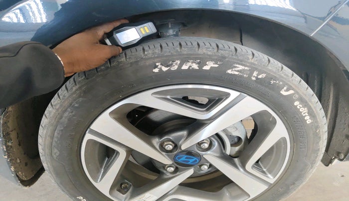 2023 Hyundai AURA SX 1.2 CNG, Petrol, Manual, 27,673 km, tyre