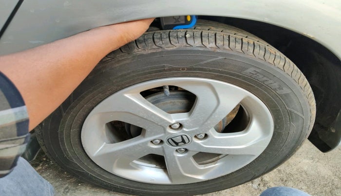 2014 Honda City 1.5L I-VTEC VX CVT, Petrol, Automatic, 41,810 km, tyre