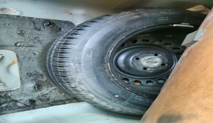 2014 Honda City 1.5L I-VTEC VX CVT, Petrol, Automatic, 41,810 km, tyre