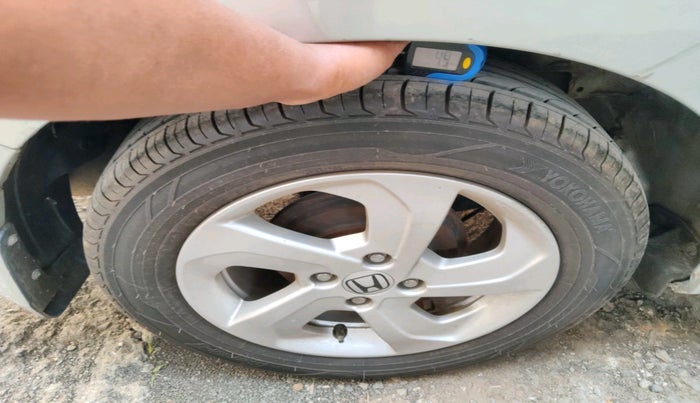 2014 Honda City 1.5L I-VTEC VX CVT, Petrol, Automatic, 41,810 km, tyre