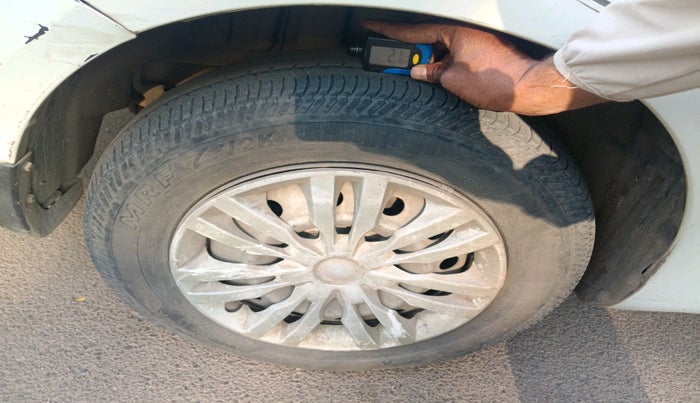 2013 Maruti Swift Dzire LDI, Diesel, Manual, 2,46,218 km, tyre