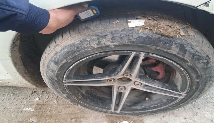 2013 Maruti Swift VXI, Petrol, Manual, 99,248 km, tyre