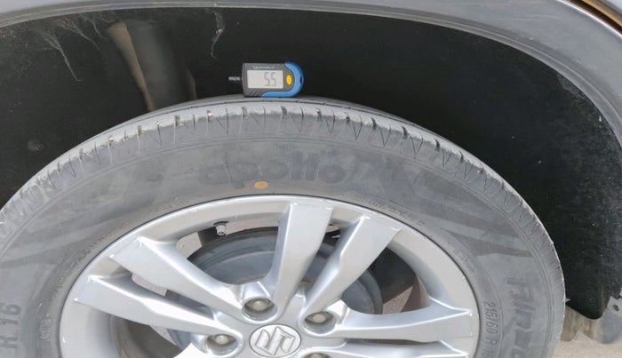 2016 Maruti Vitara Brezza ZDI PLUS DUAL TONE, Diesel, Manual, 1,38,075 km, tyre