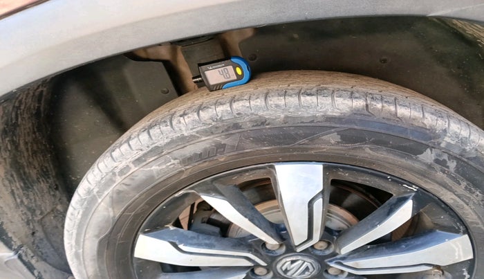 2020 MG HECTOR SHARP 2.0 DIESEL, Diesel, Manual, 93,440 km, tyre