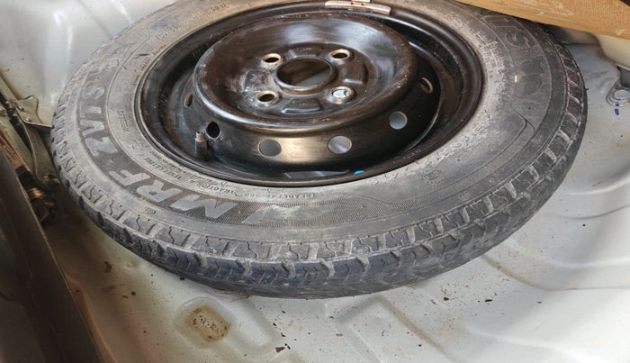 2017 Maruti Alto 800 LXI, Petrol, Manual, 37,509 km, tyre