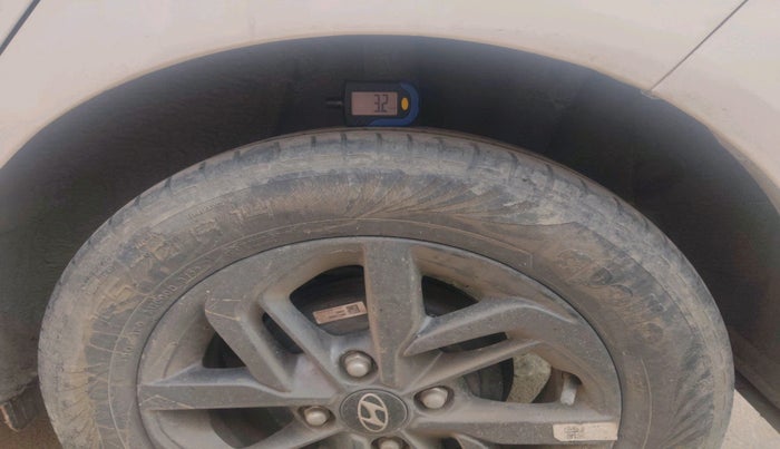 2022 Hyundai GRAND I10 NIOS SPORTZ 1.2 KAPPA VTVT CNG, Petrol, Manual, 47,726 km, tyre