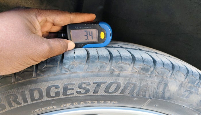 2015 Honda City 1.5L I-VTEC VX CVT, Petrol, Automatic, 70,726 km, tyre