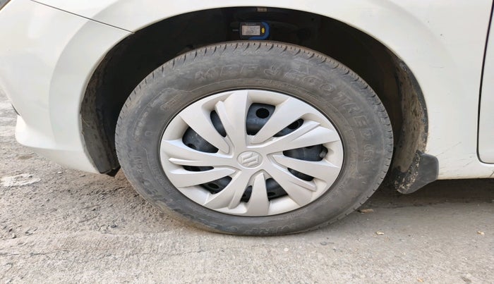 2024 Maruti Swift VXi (O), Petrol, Manual, 14,769 km, tyre