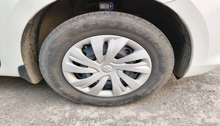 2024 Maruti Swift VXi (O), Petrol, Manual, 14,769 km, tyre