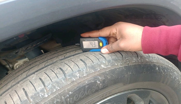 2024 Tata Safari PURE PLUS S AT, Diesel, Automatic, 28,196 km, tyre