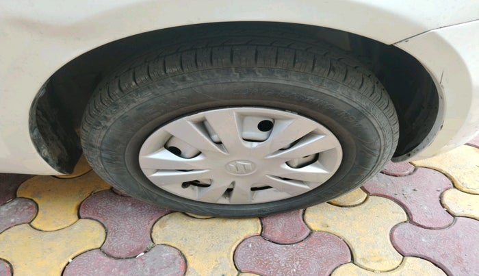 2017 Maruti Swift Dzire LDI, Diesel, Manual, 88,118 km, tyre